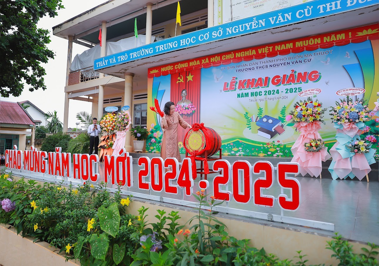 KHAI GIẢNG NĂM HỌC 2024 -2025